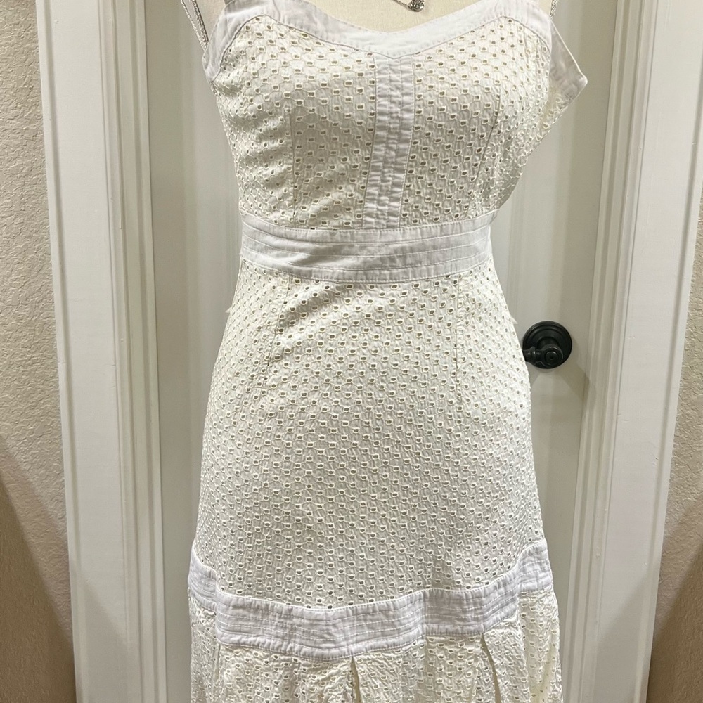 Tory Burch - Picture 3 of 3